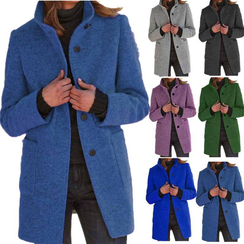 Volnena jakna v retro stilu v enobarvni obliki z zapenjanjem na gumbe in stoječim ovratnikom